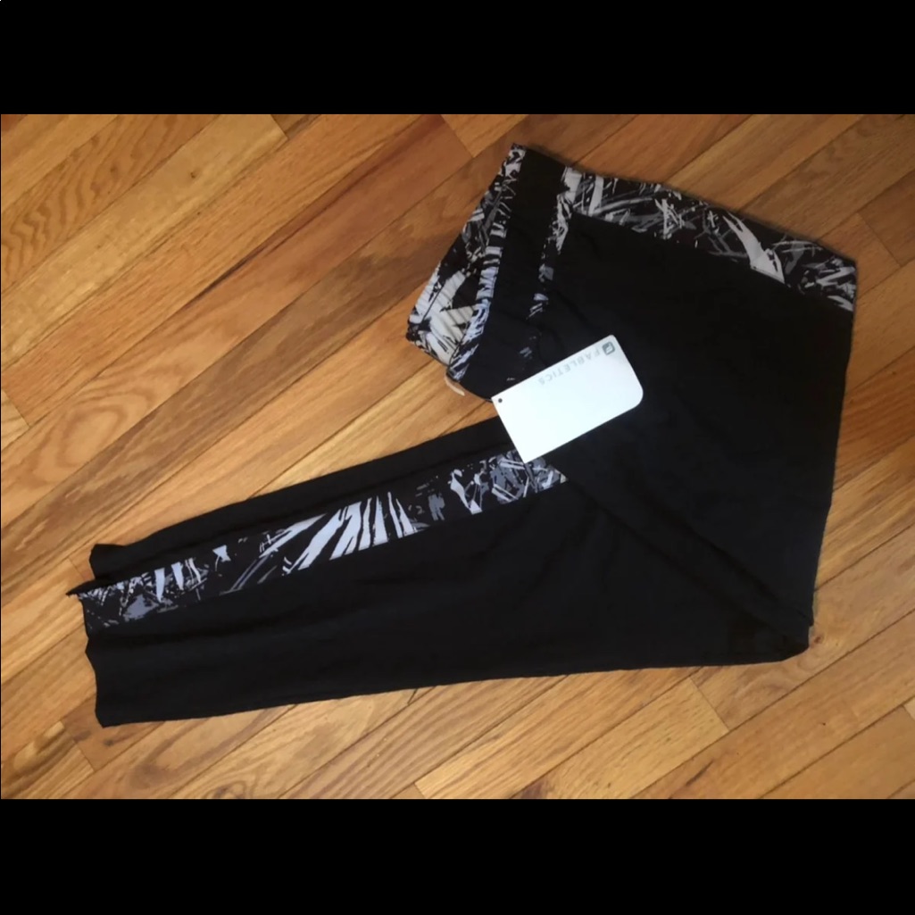 Fabletics Pants Medium Nwt